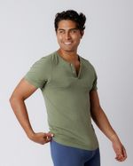 Camiseta-gris-botones-Donatelo-hombre-CHT