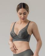 Brasier-verde-mujer-Angela-Insolenzia